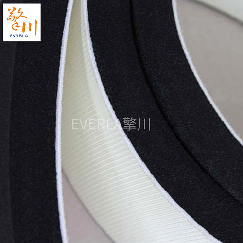 PVC材質加黑色泡棉輸送皮帶細節(jié)